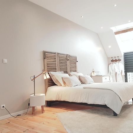 Bed and Breakfast Domaine Du Bois Chaumet Couzon Exterior foto